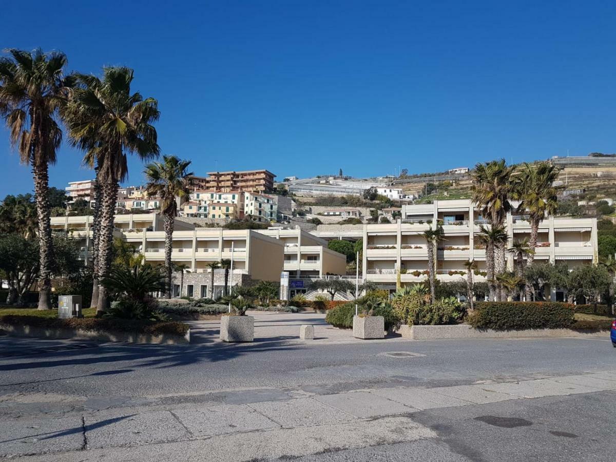 Apartamento Silvia Degli Aregai Santo Stefano al Mare Exterior foto